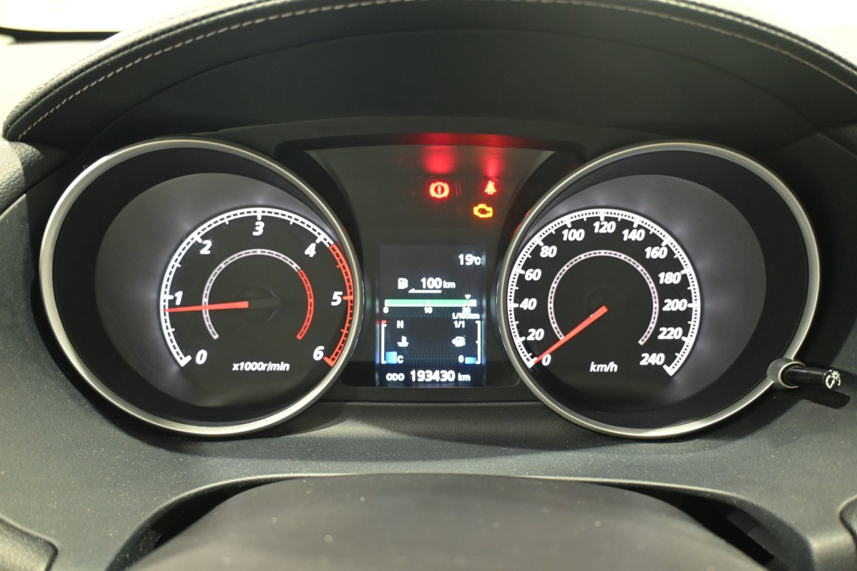 Foto Mitsubishi Outlander 13