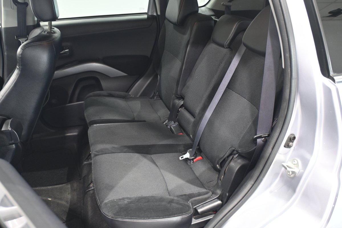 Foto Mitsubishi Outlander 11