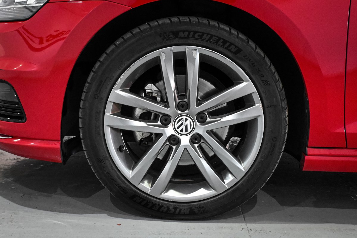Foto Volkswagen Golf 40