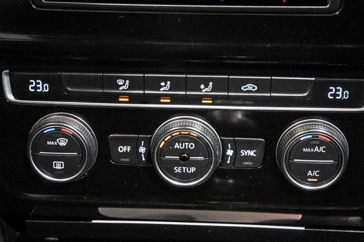 Foto Volkswagen Golf 22