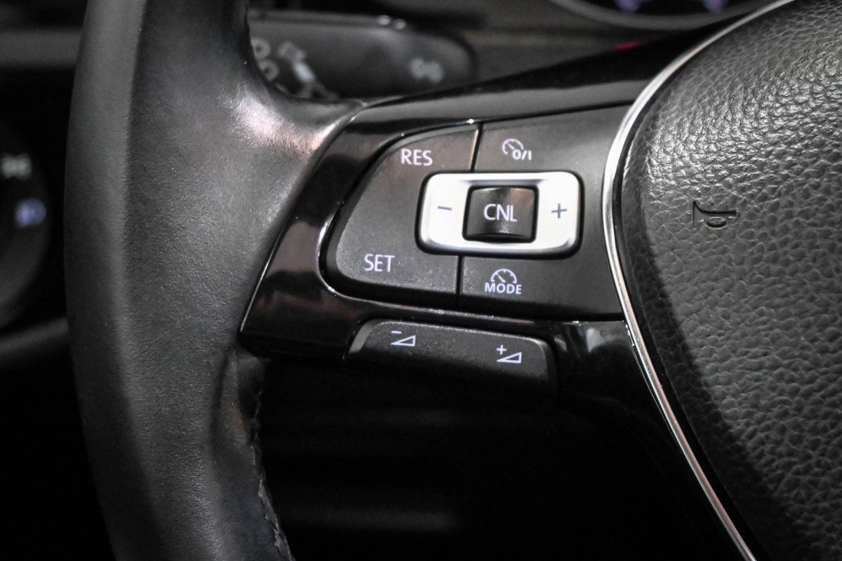 Foto Volkswagen Golf 31