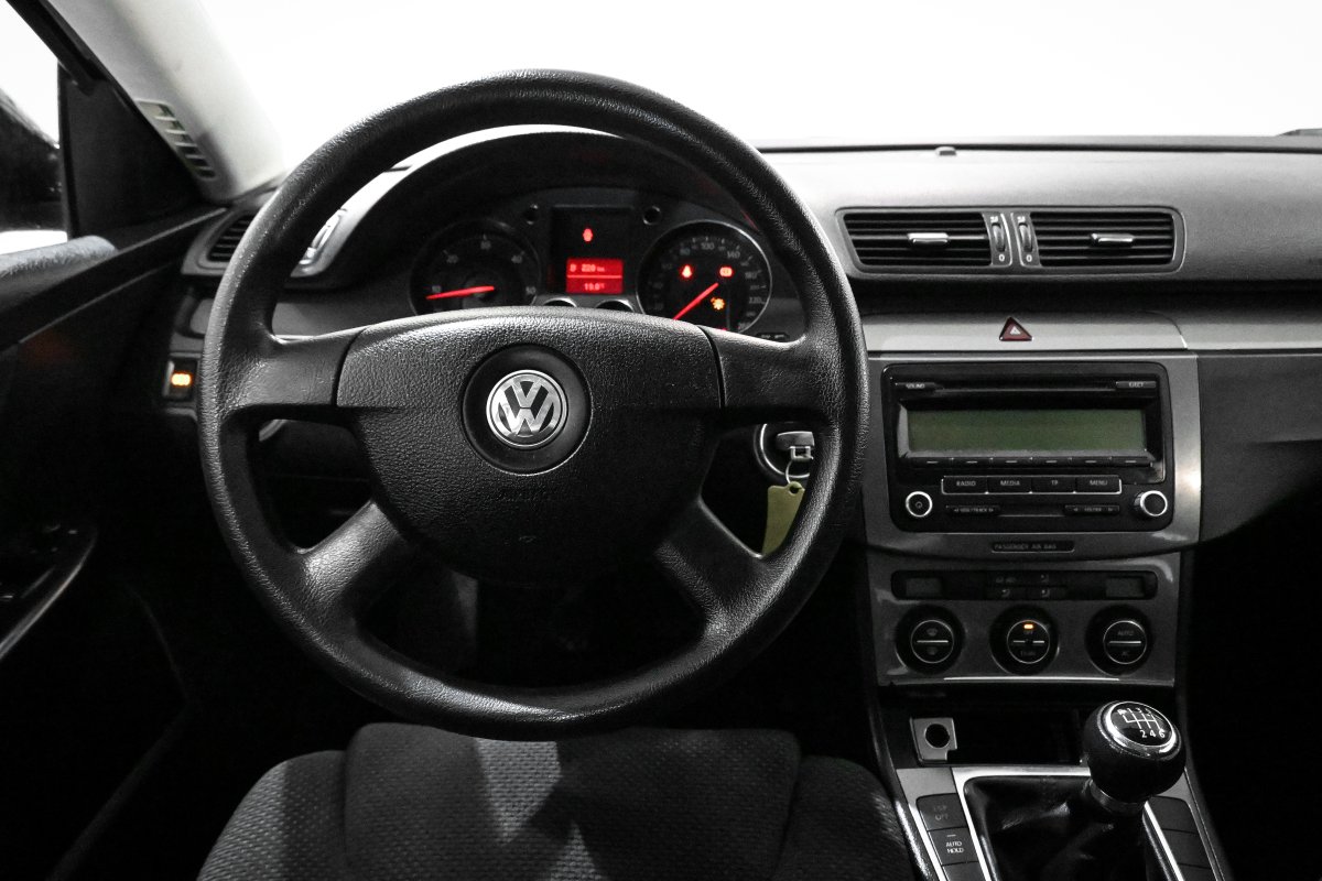 Foto Volkswagen Passat 21