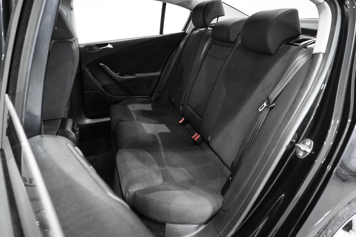 Foto Volkswagen Passat 15