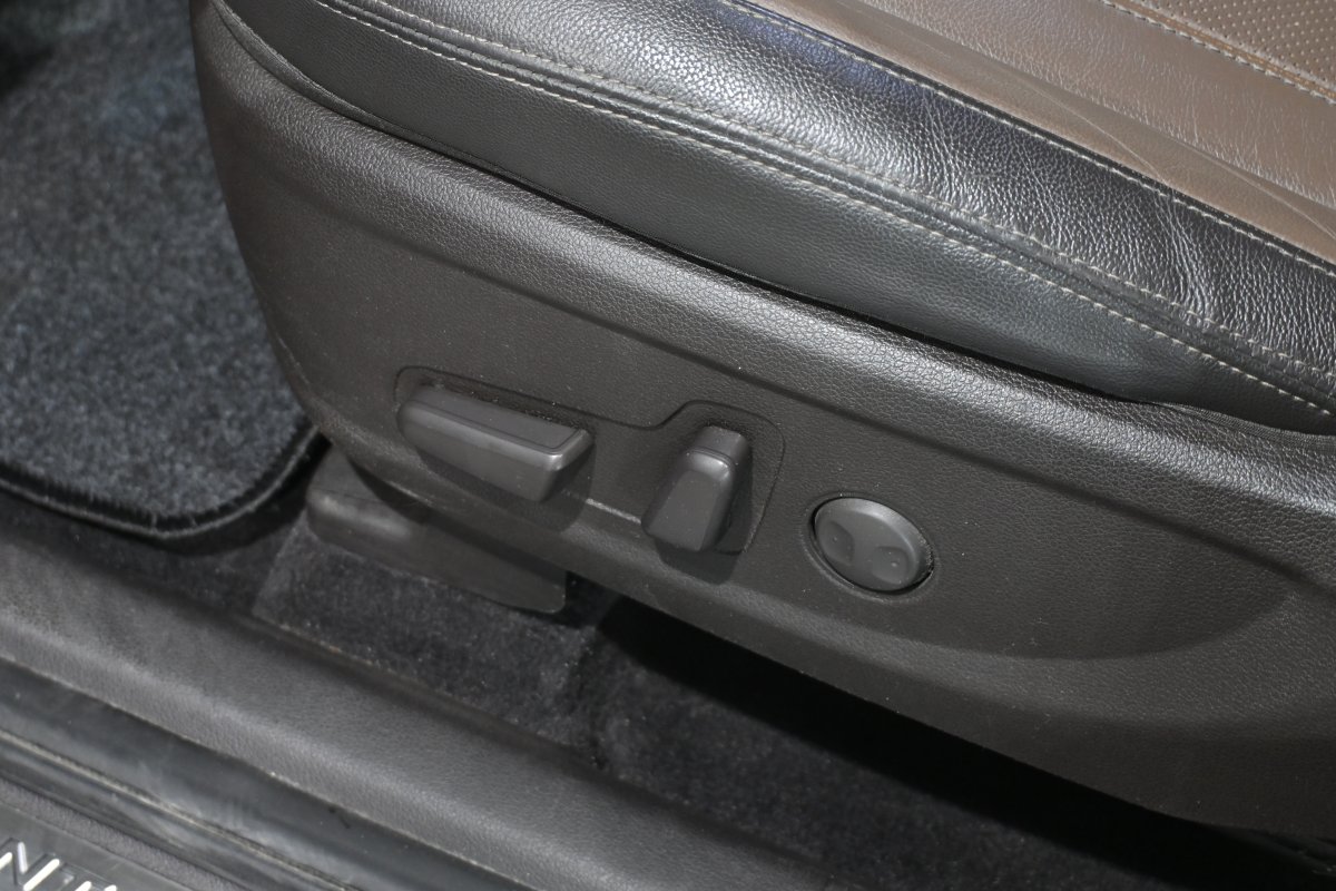 Foto Hyundai Santa 33