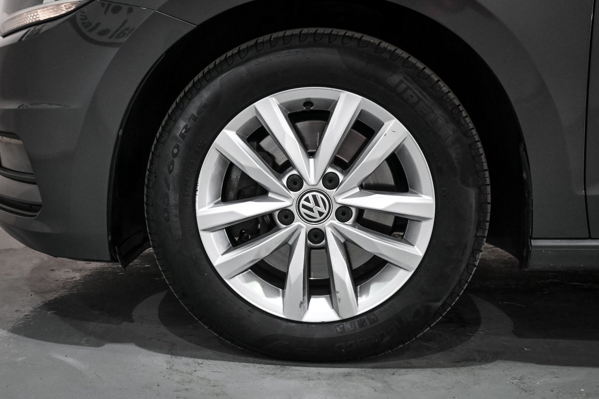 Foto Volkswagen Touran 32