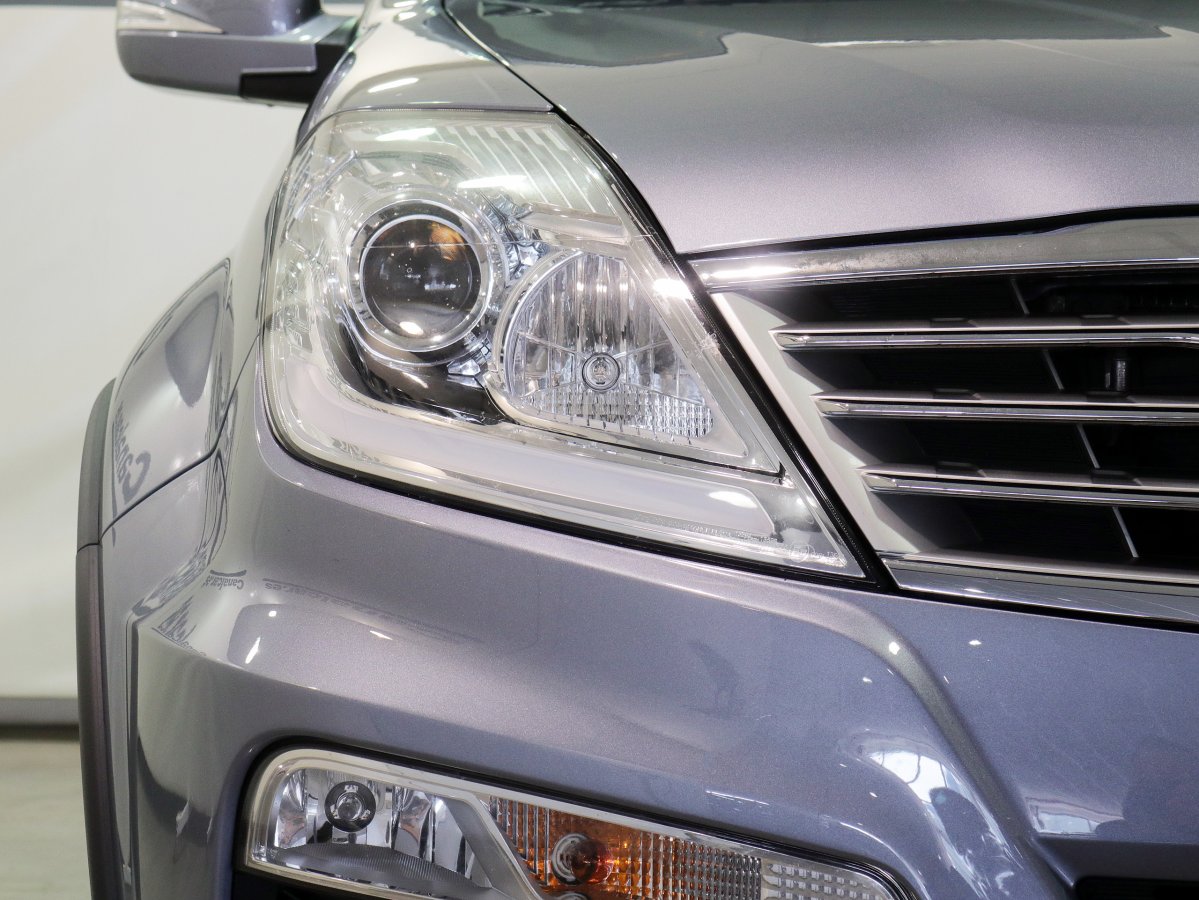 Foto Ssangyong Rexton 9