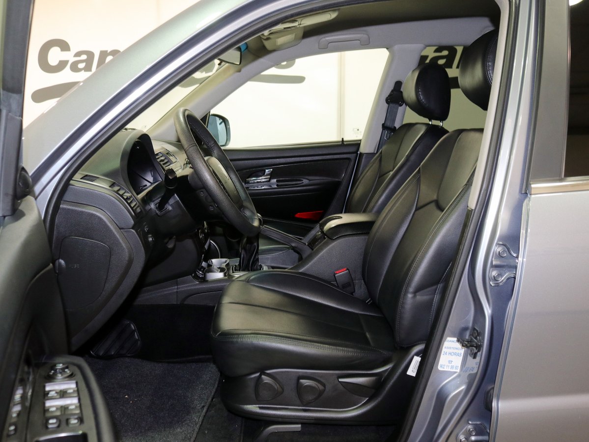 Foto Ssangyong Rexton 12