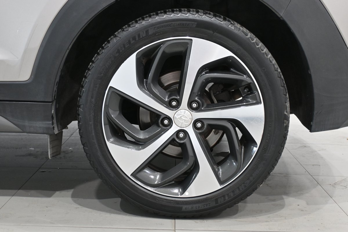 Foto Hyundai Tucson 29