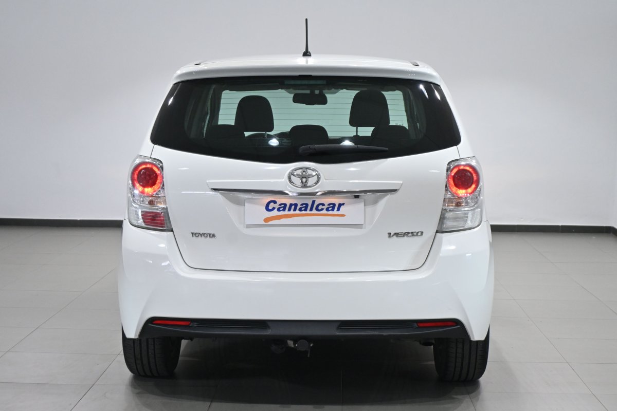 Foto Toyota Verso 5