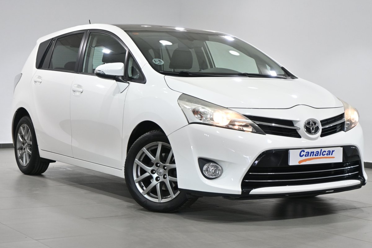 Foto Toyota Verso 3