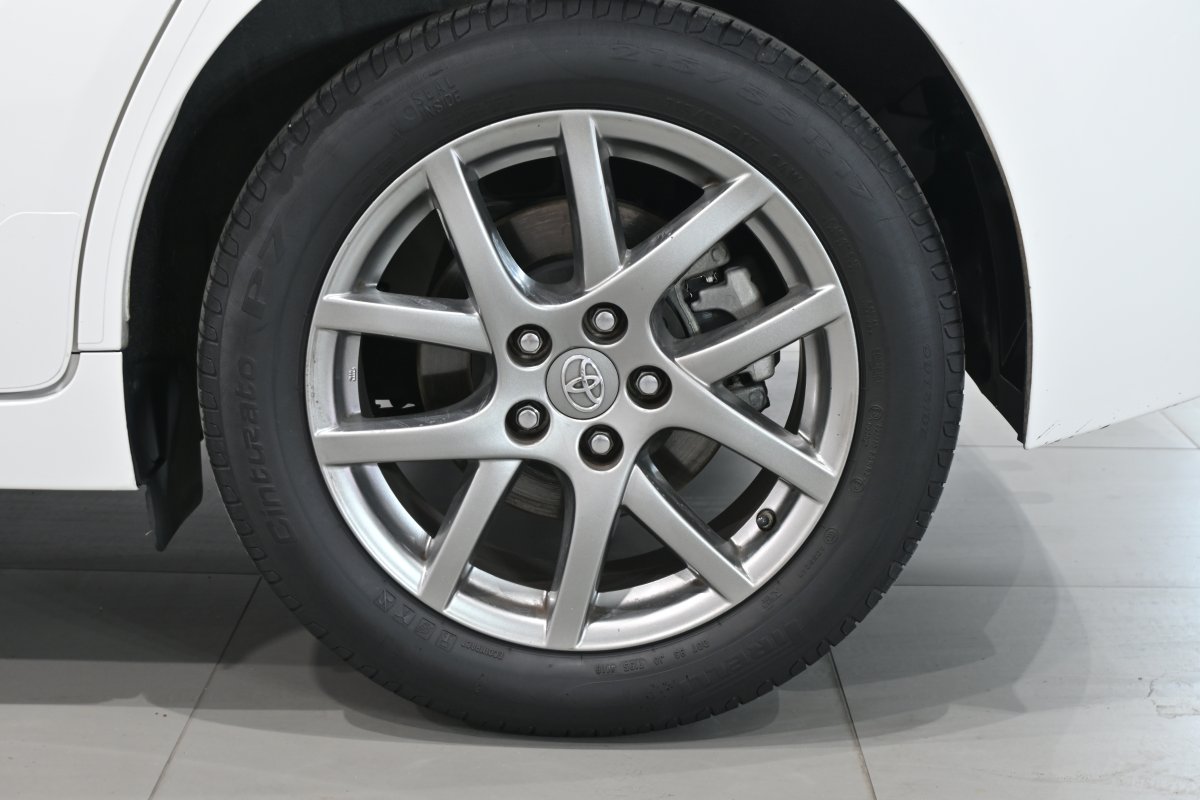 Foto Toyota Verso 32