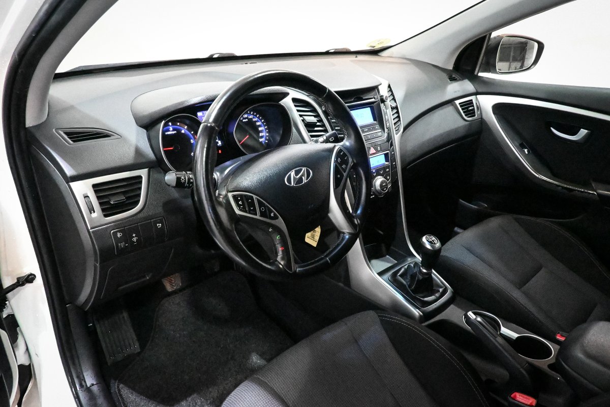 Foto Hyundai i30 10