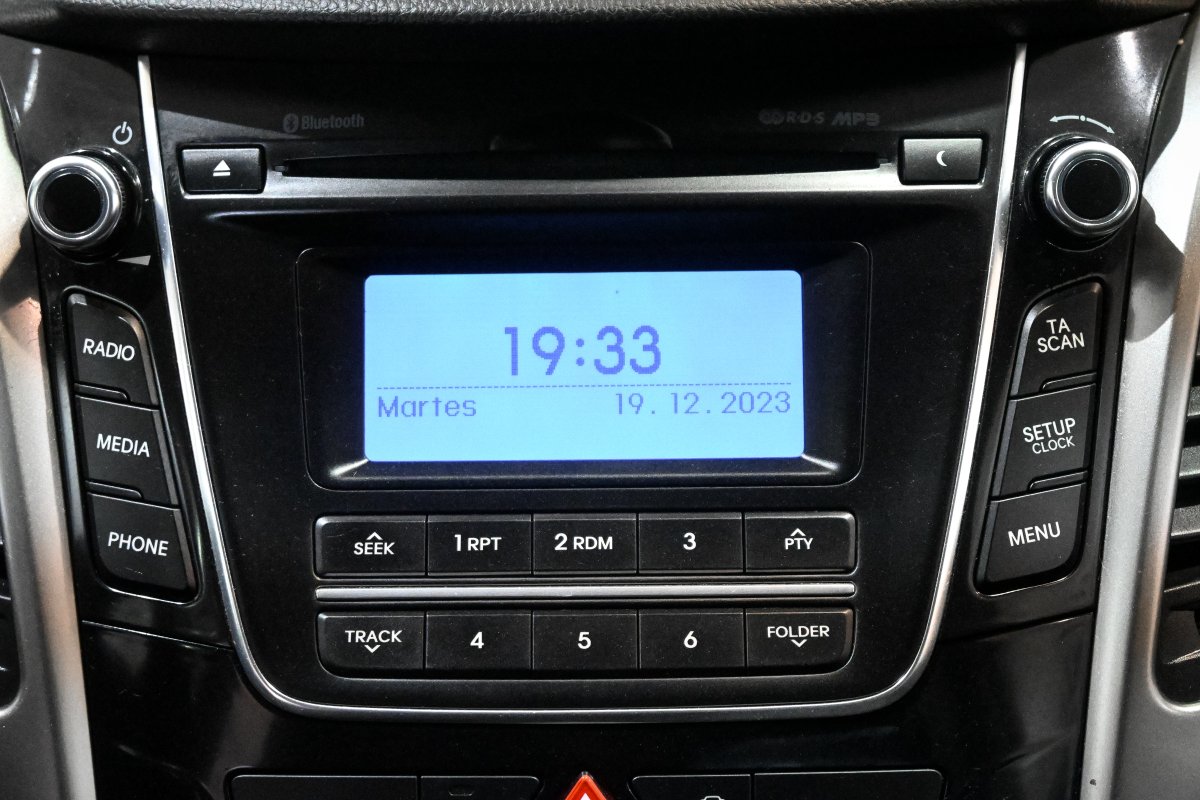 Foto Hyundai i30 14