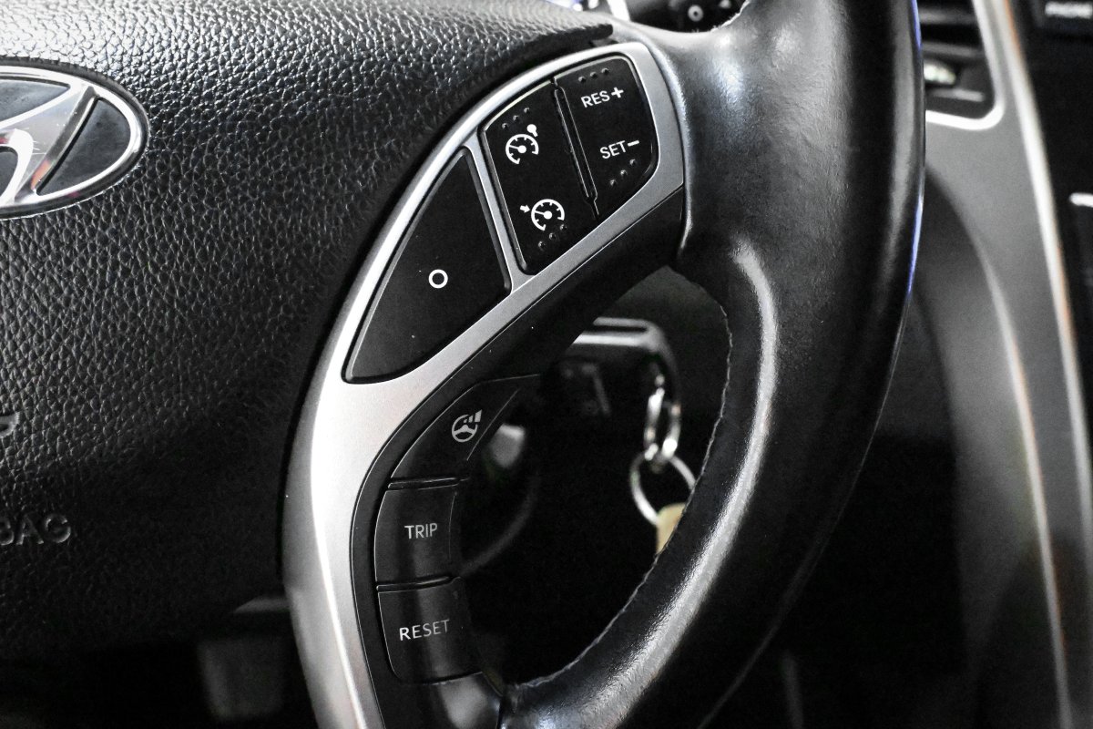 Foto Hyundai i30 23