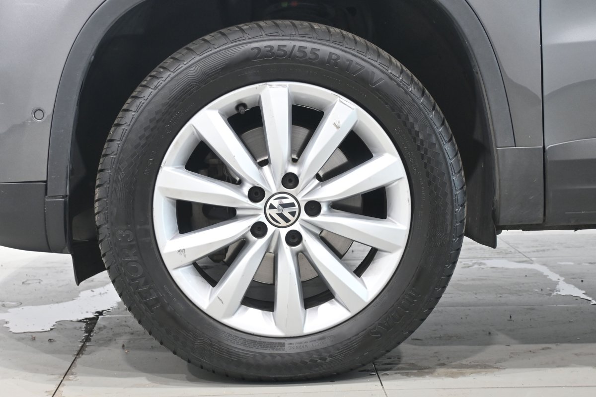 Foto Volkswagen Tiguan 27