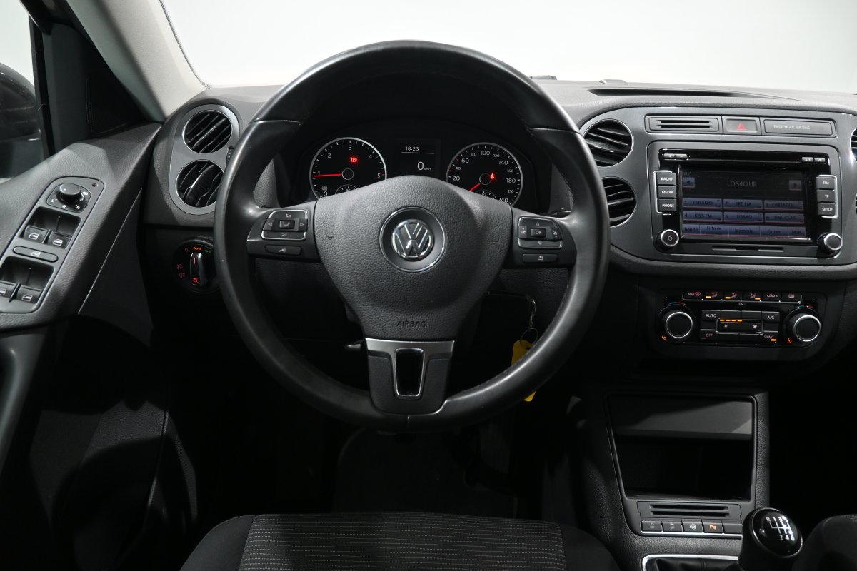 Foto Volkswagen Tiguan 18