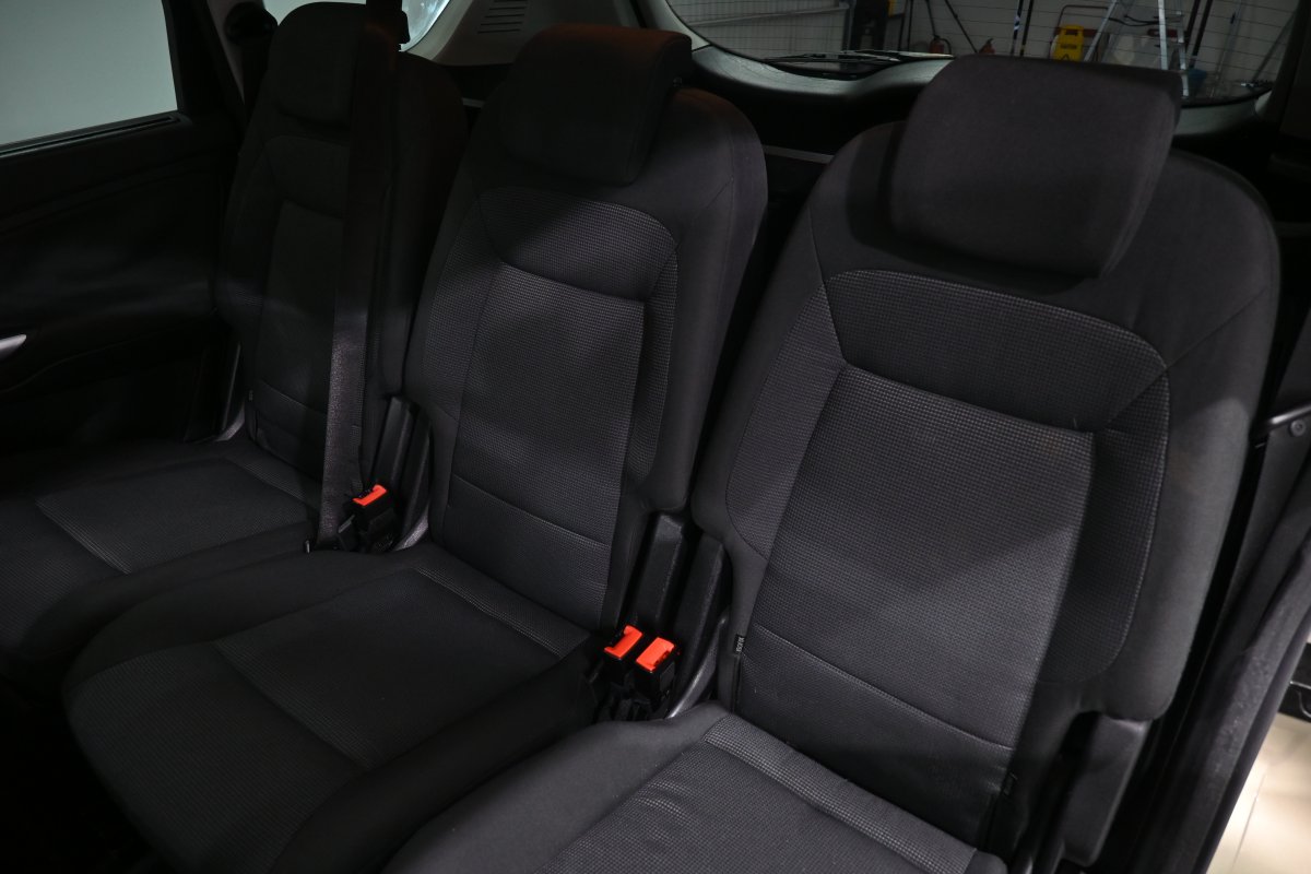 Foto Ford S-Max 10
