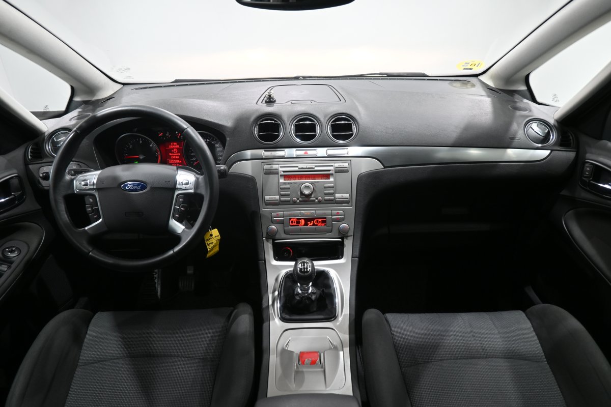 Foto Ford S-Max 14