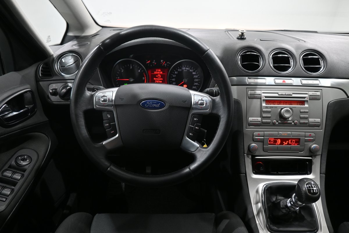 Foto Ford S-Max 15