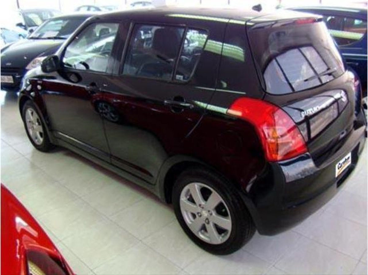 Foto Suzuki Swift 5 Foto Suzuki Swift 5