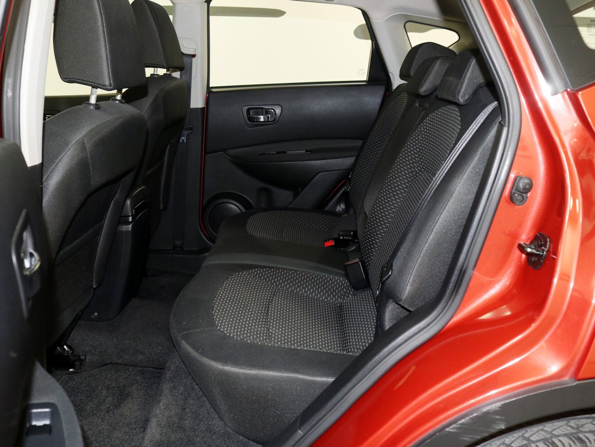 Foto Nissan Qashqai 16