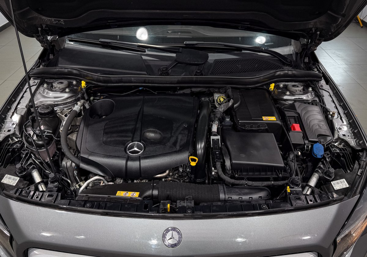 Foto Mercedes-Benz GLA 7