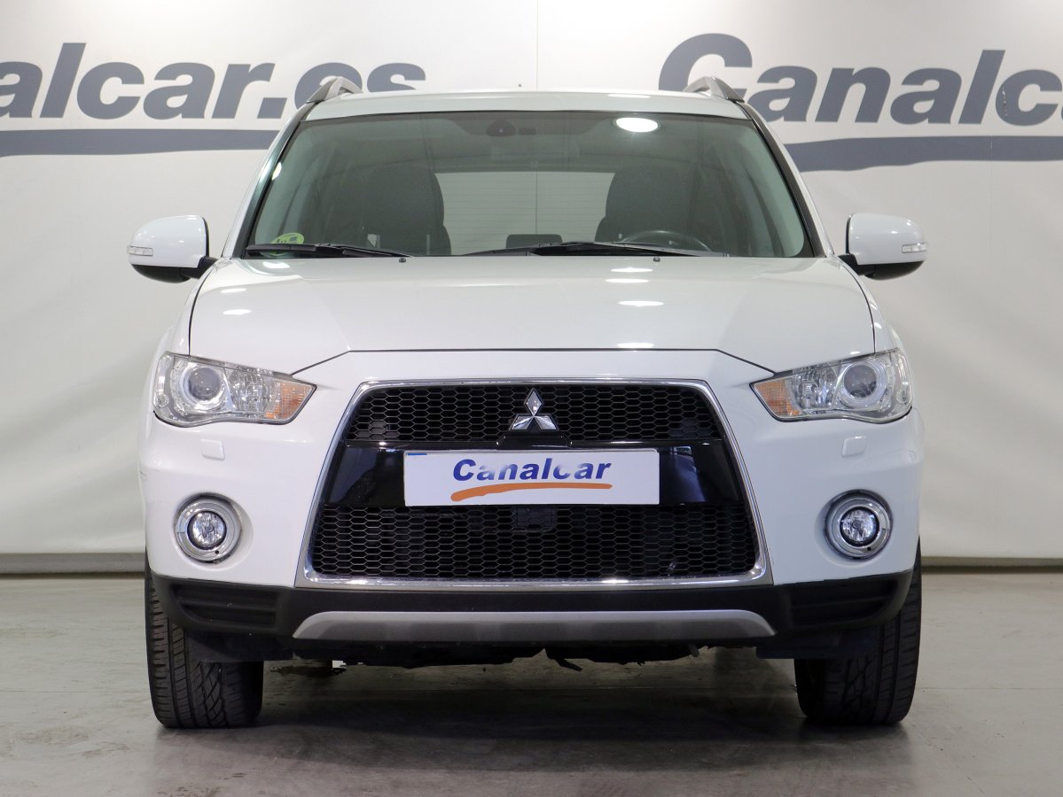 Foto Mitsubishi Outlander 2