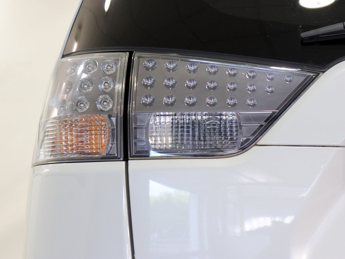 Foto Mitsubishi Outlander 11