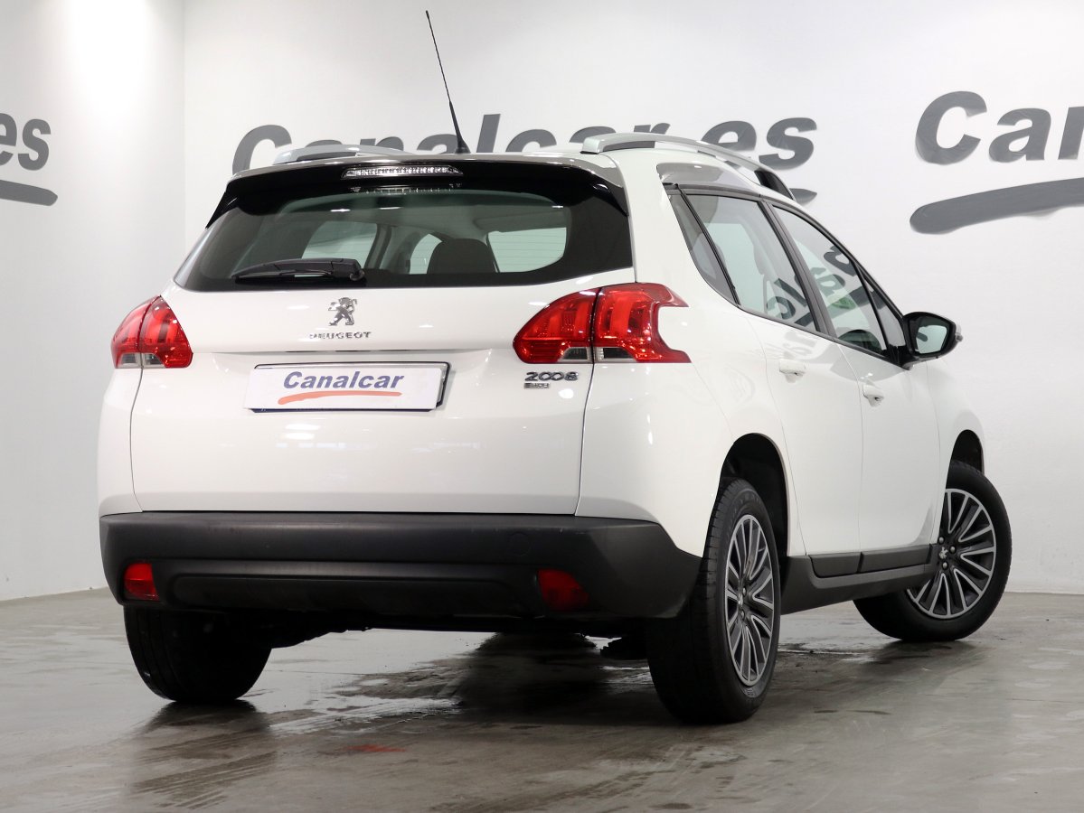 Foto Peugeot 2008 4