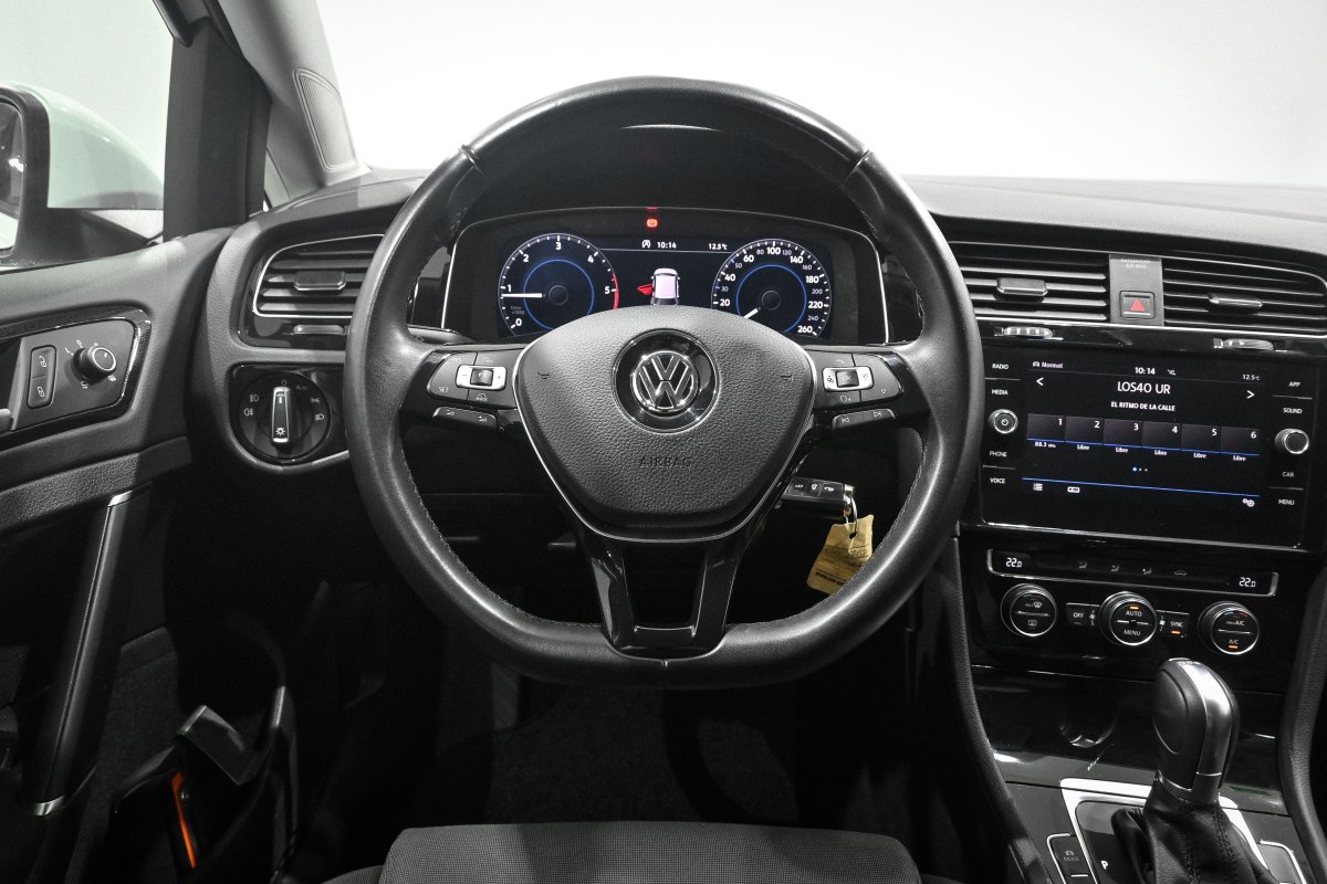 Foto Volkswagen Golf 18