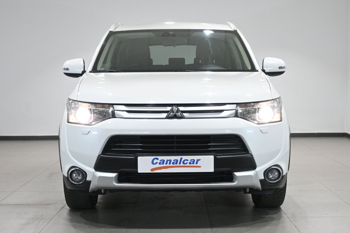 Foto Mitsubishi Outlander 2