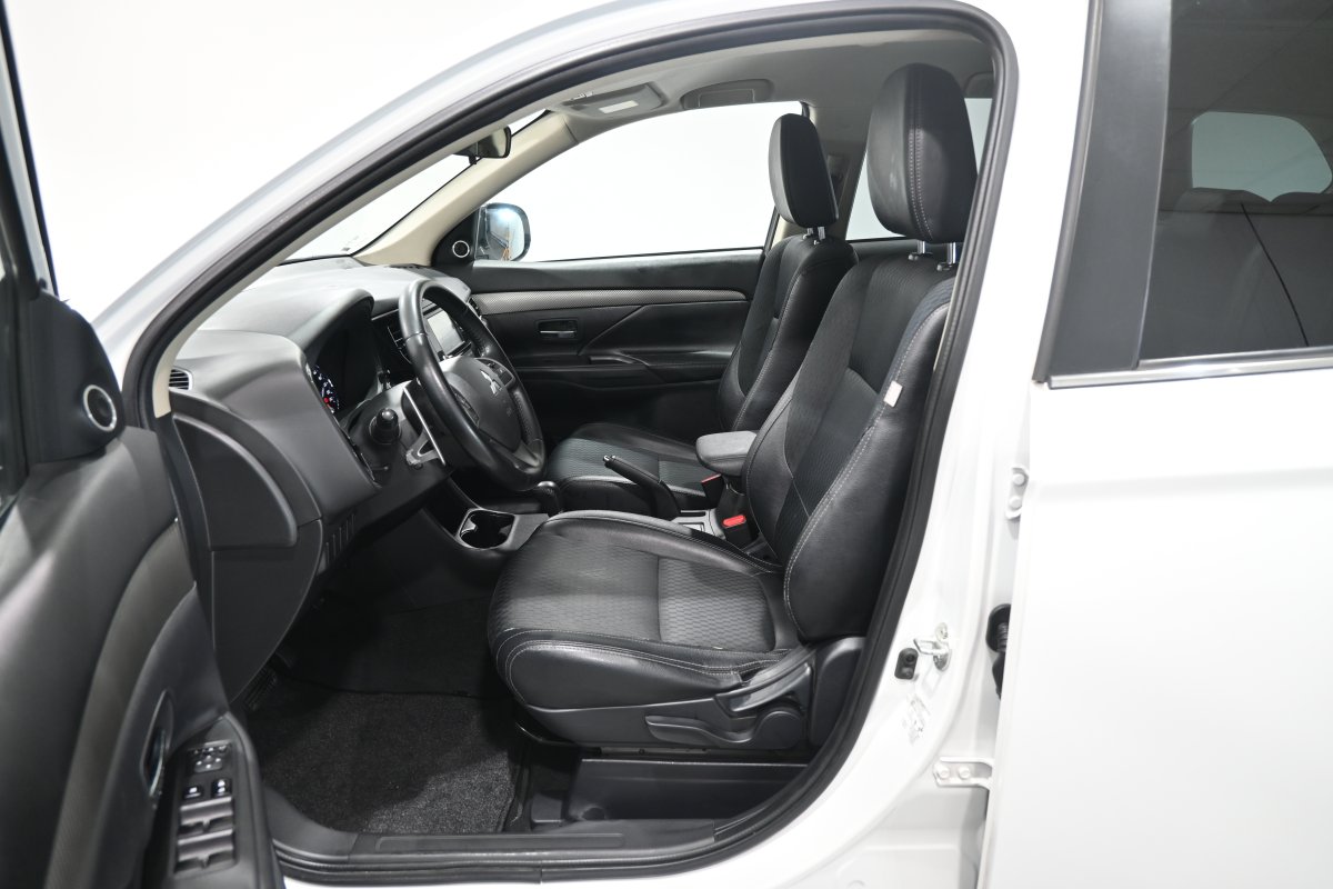 Foto Mitsubishi Outlander 9