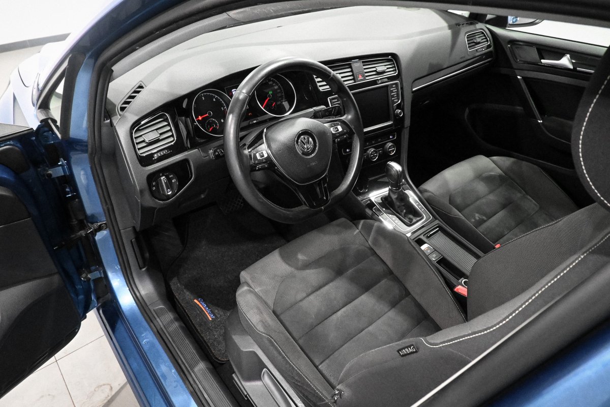 Foto Volkswagen Golf 9