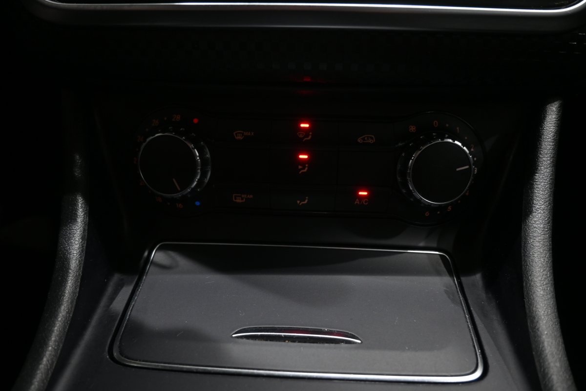 Foto Mercedes-Benz A 17