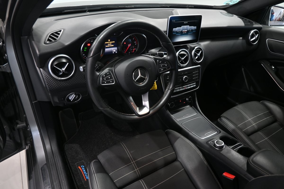 Foto Mercedes-Benz A 9