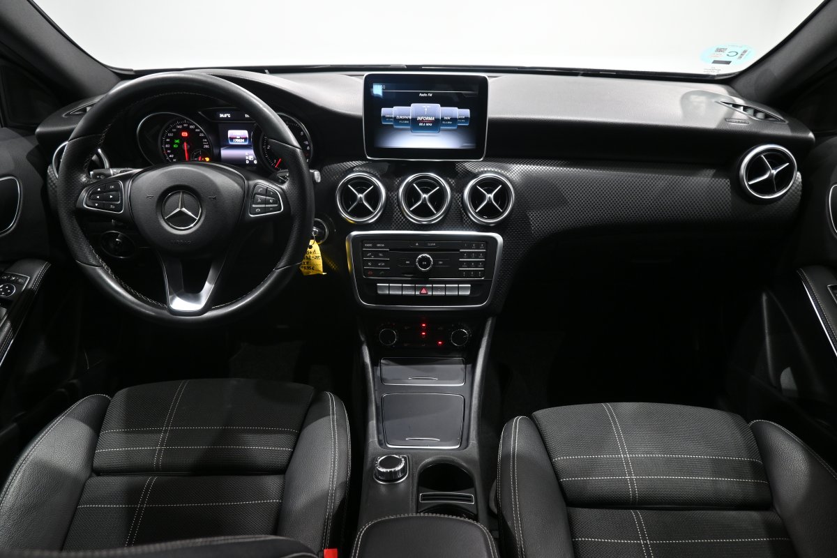 Foto Mercedes-Benz A 18