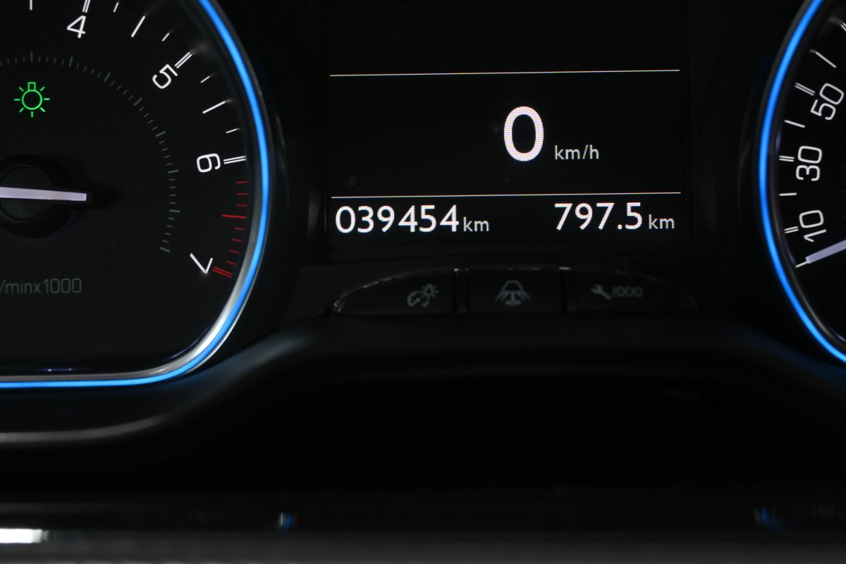 Foto Peugeot 2008 13