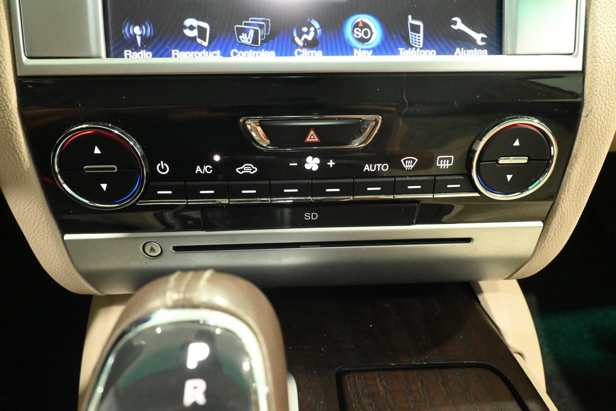 Foto Maserati Quattroporte 17