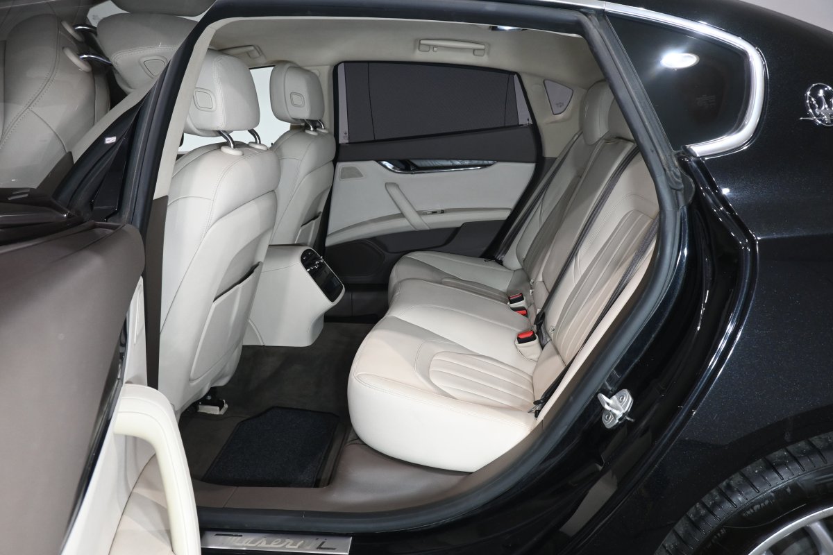 Foto Maserati Quattroporte 10