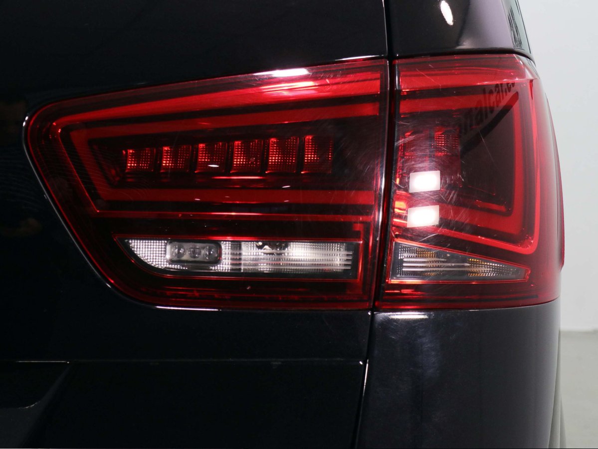 Foto Seat Alhambra 12