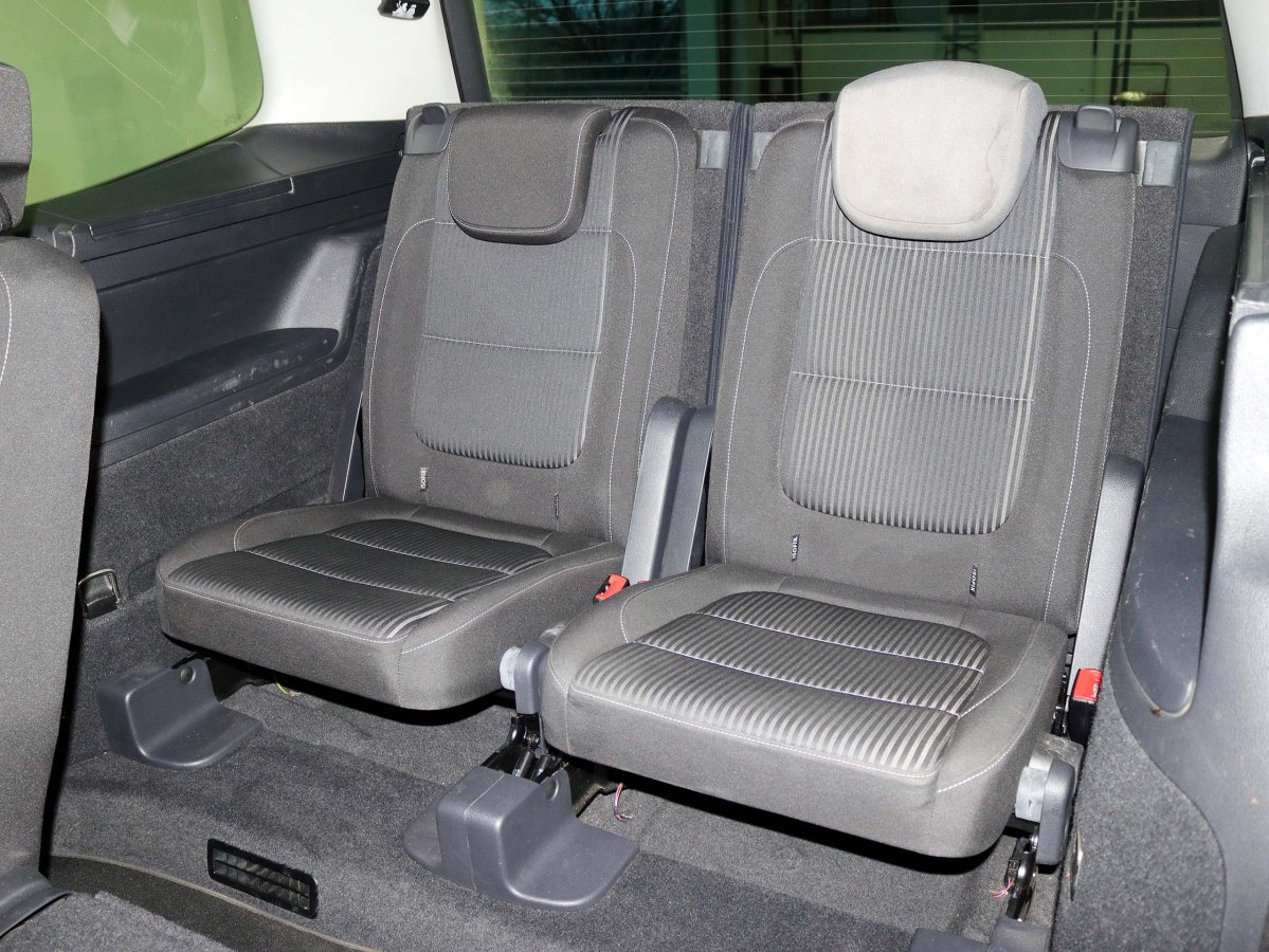 Foto Seat Alhambra 19