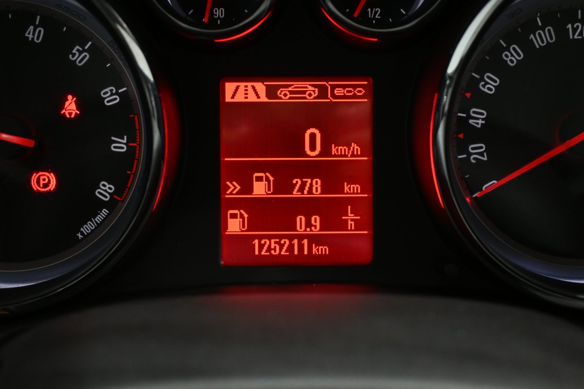 Foto Opel Astra 12