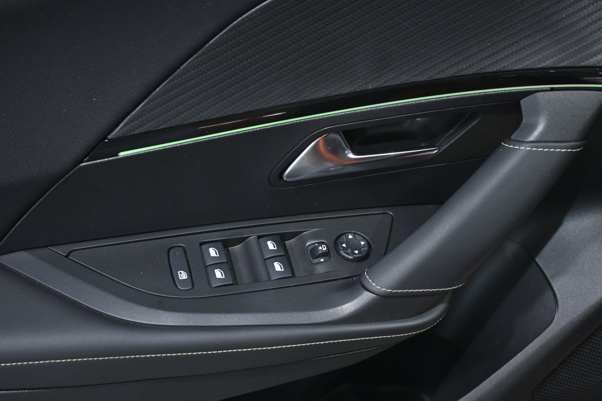 Foto Peugeot 2008 32