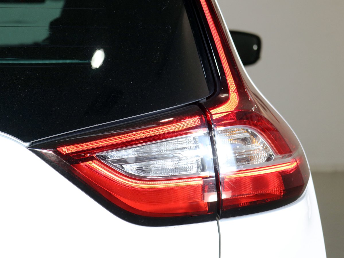 Foto Renault Grand Scenic 12