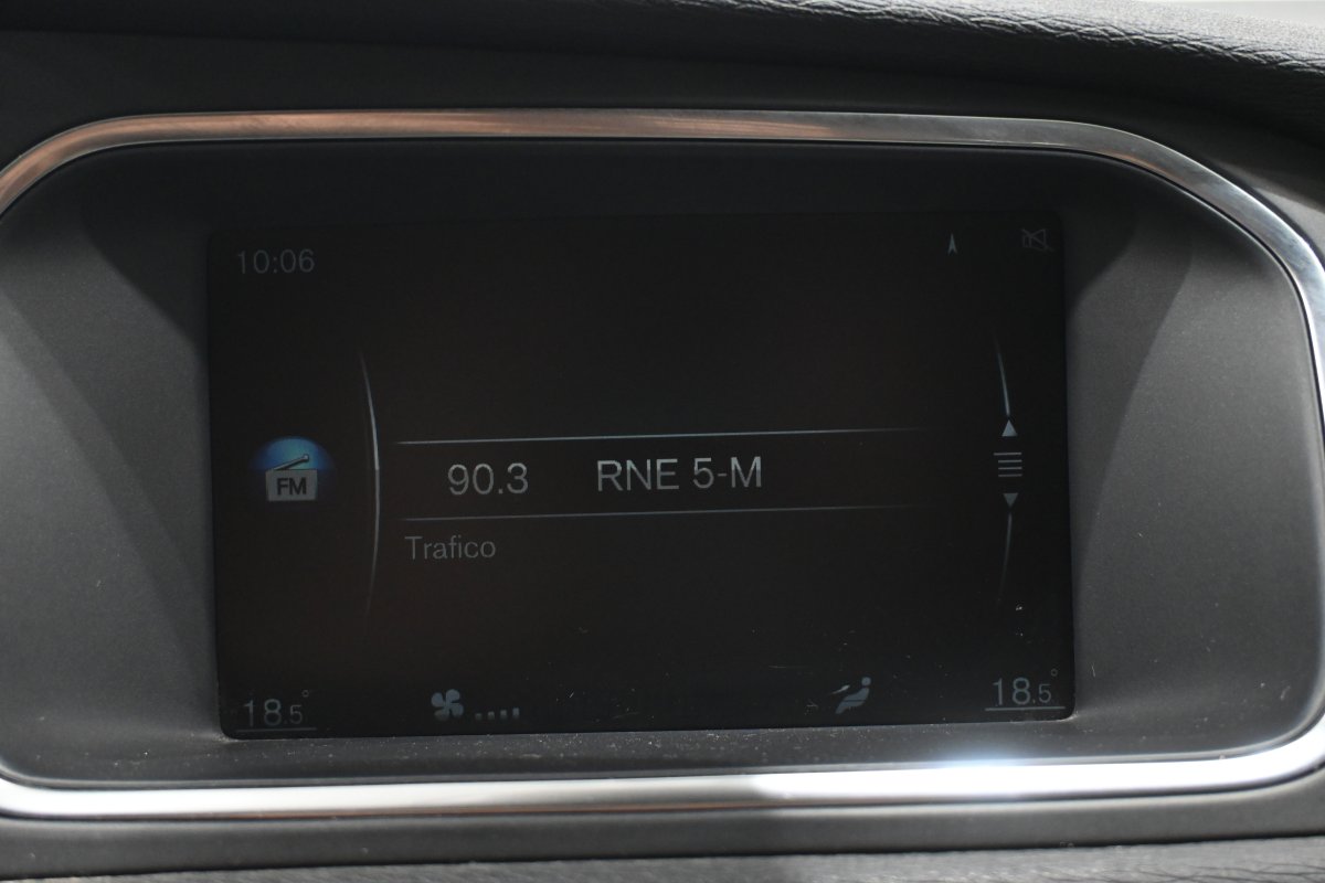 Foto Volvo V40 13