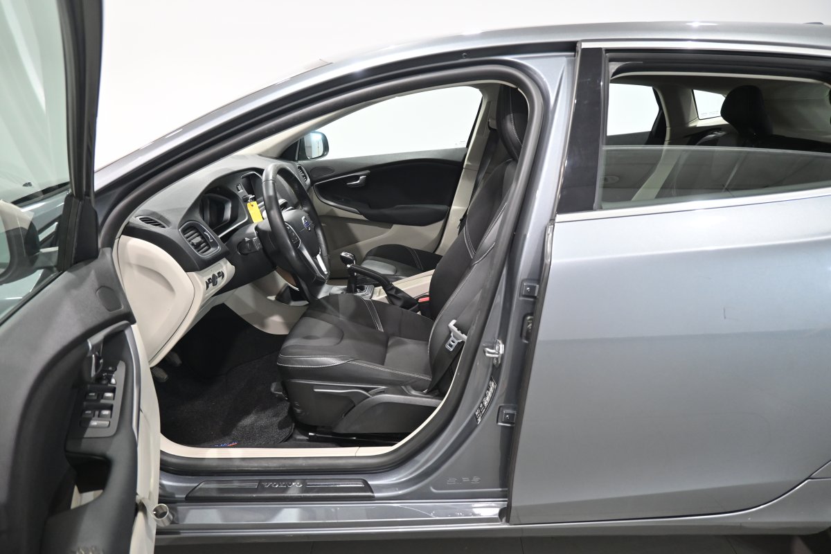 Foto Volvo V40 10