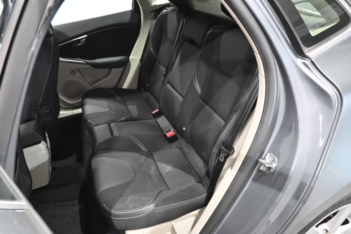 Foto Volvo V40 11