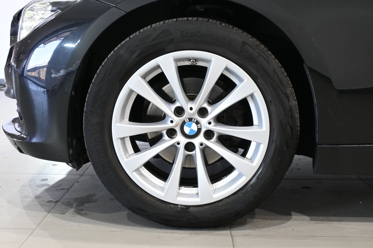 Foto Bmw 318dA 30