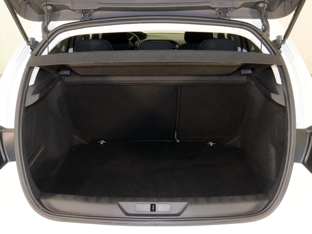 Foto Peugeot 308 8