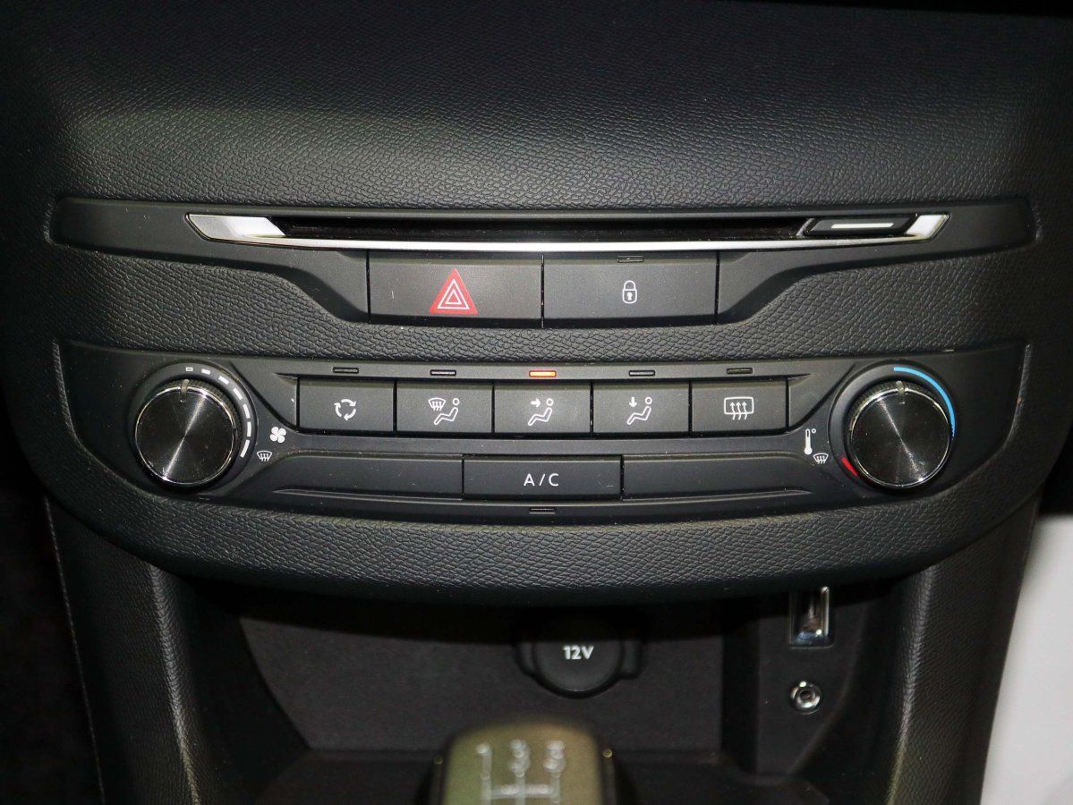 Foto Peugeot 308 15